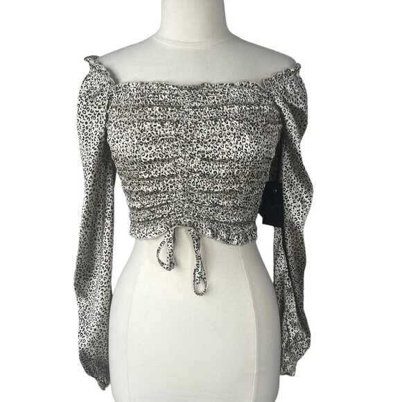 Japna Long Sleeve Crop Top Smocked Womens XS Tan New Cheetah Print - Picture 1 of 10